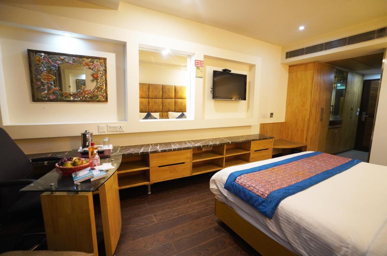 Airport Hotel Grand By Fantasia New Delhi Ngoại thất bức ảnh