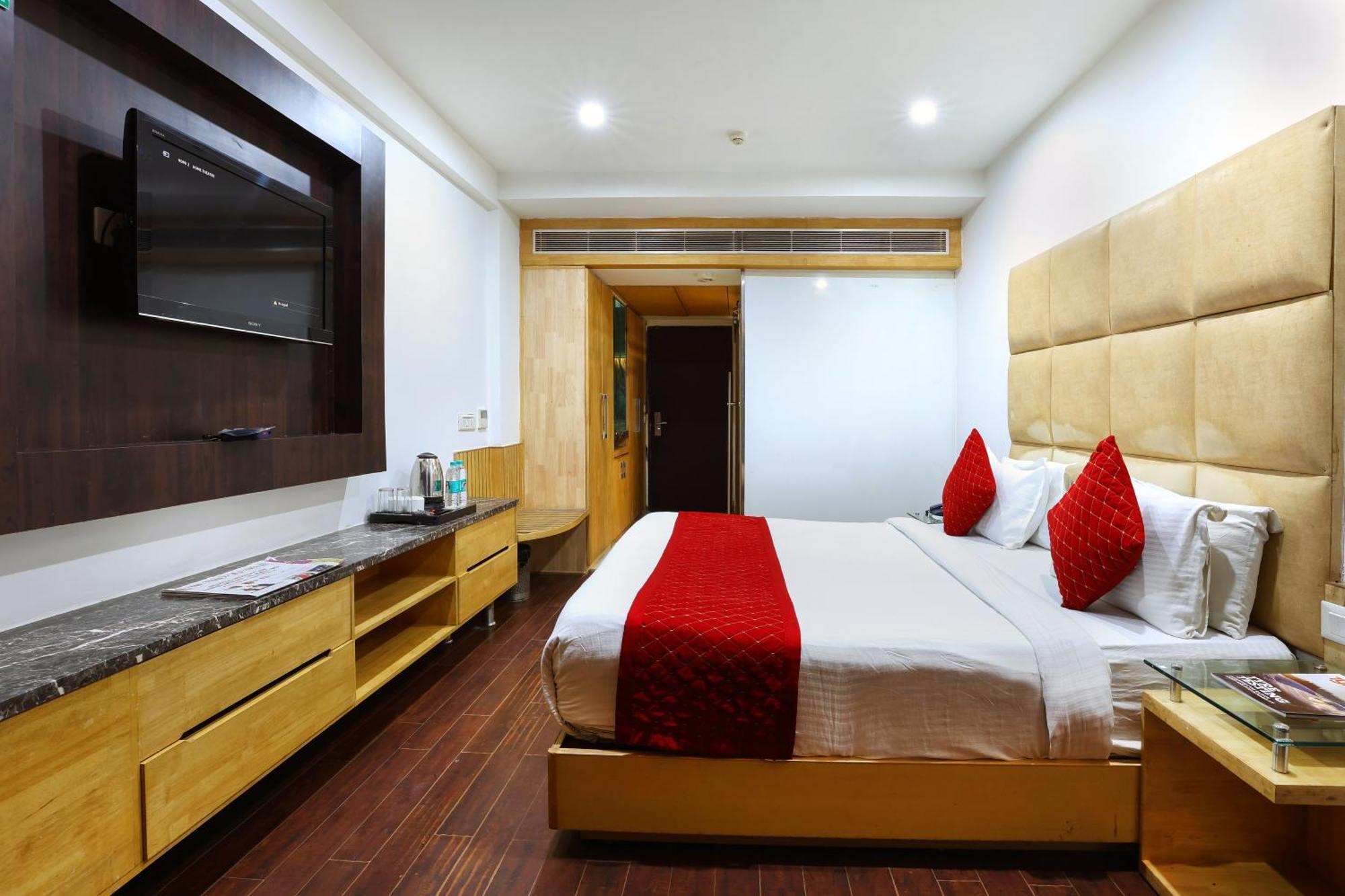 Airport Hotel Grand By Fantasia New Delhi Ngoại thất bức ảnh