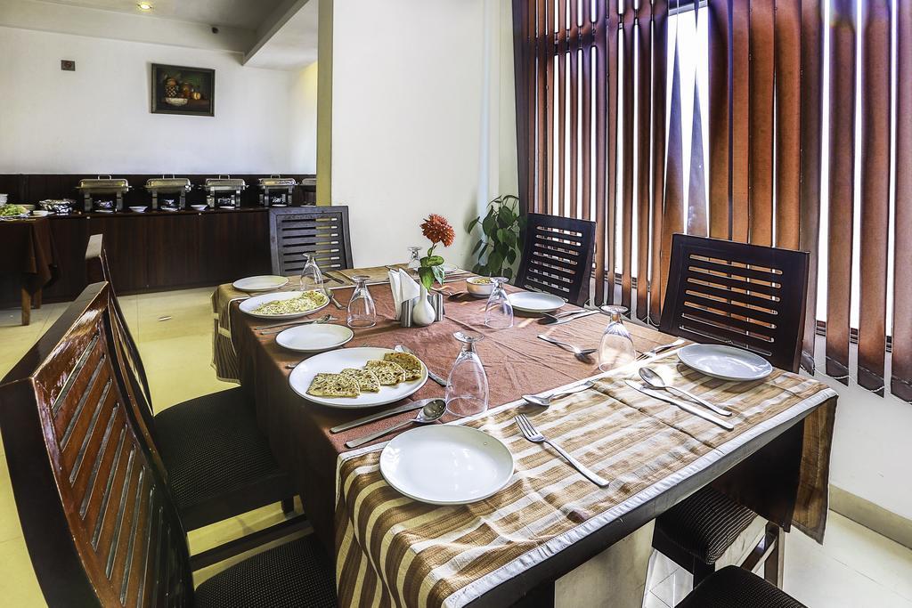 Airport Hotel Grand By Fantasia New Delhi Ngoại thất bức ảnh